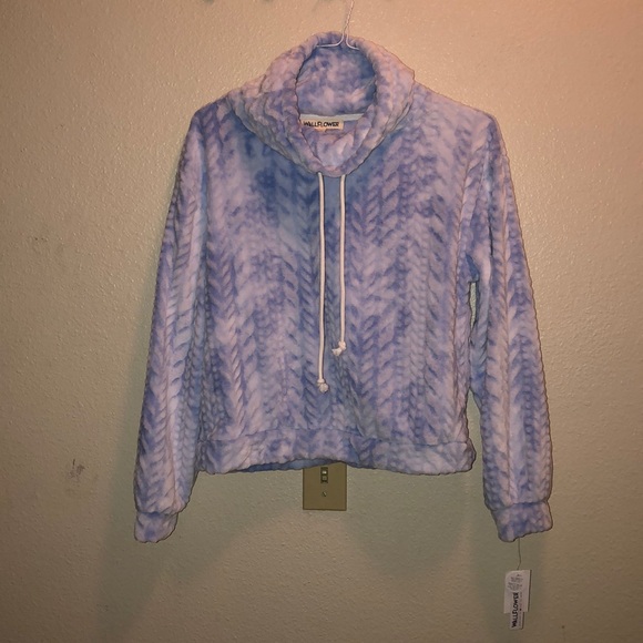 Wallflower Jackets & Blazers - Fluffy cropped sweatshirt